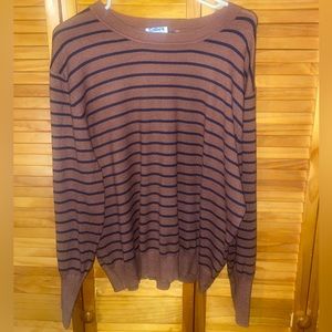 NWT women’s sweater